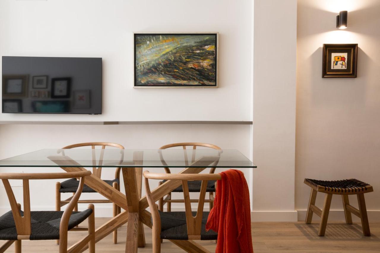 Puerta Catedral Suites Seville Ngoại thất bức ảnh