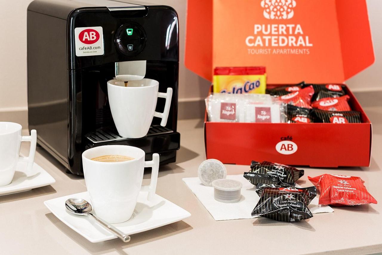 Puerta Catedral Suites Seville Ngoại thất bức ảnh