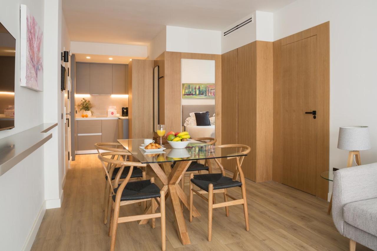 Puerta Catedral Suites Seville Ngoại thất bức ảnh