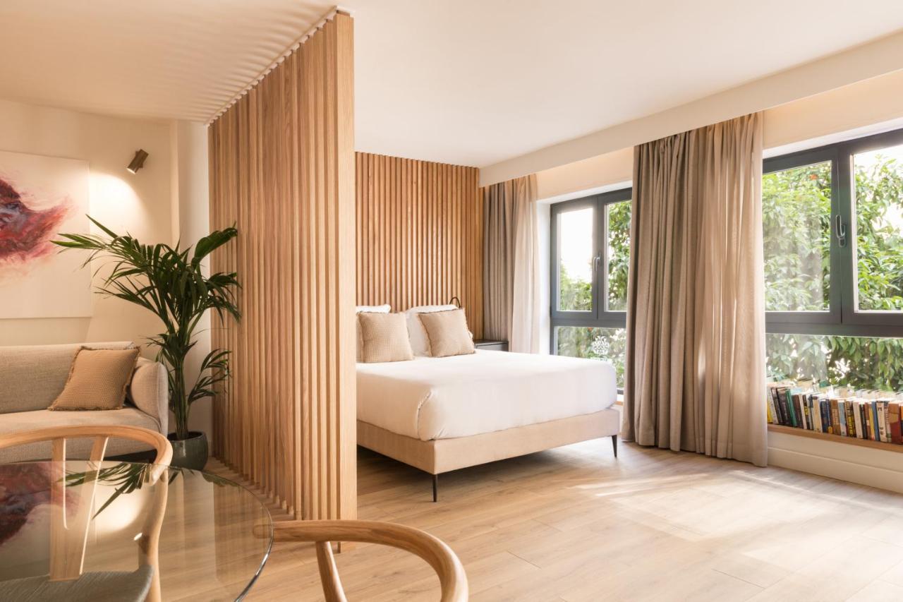 Puerta Catedral Suites Seville Ngoại thất bức ảnh