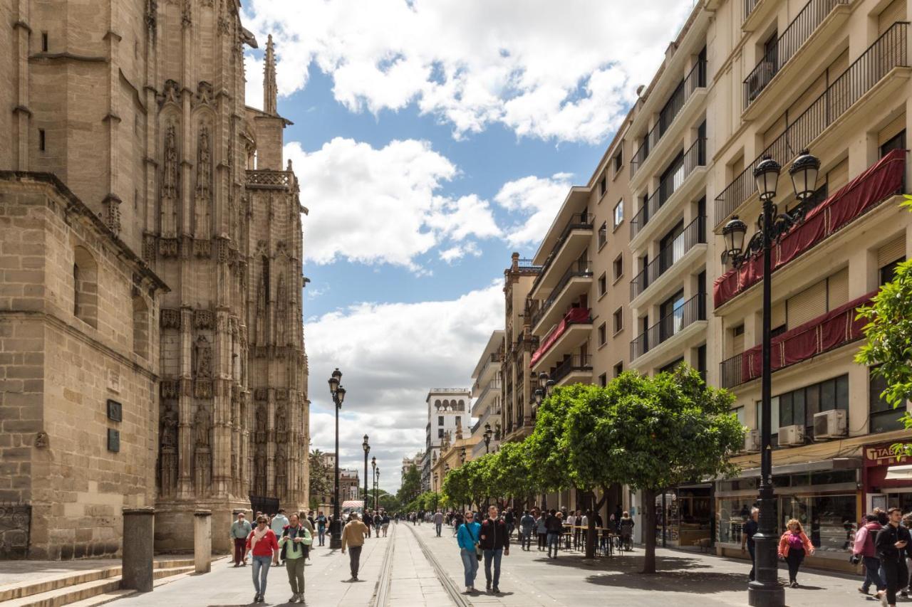 Puerta Catedral Suites Seville Ngoại thất bức ảnh