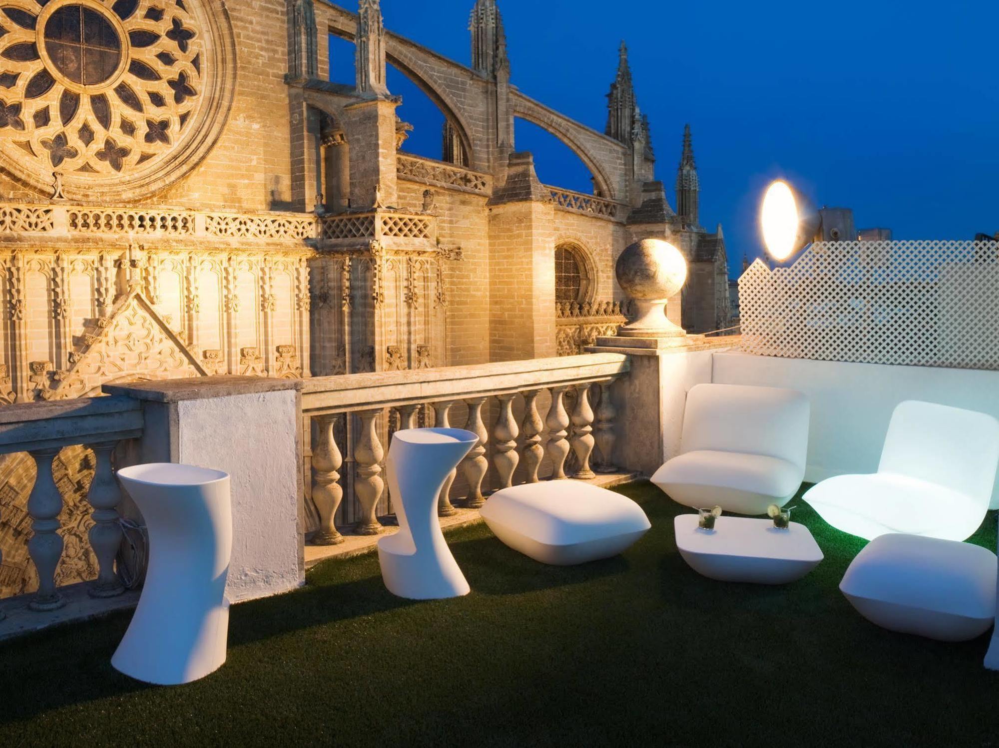 Puerta Catedral Suites Seville Ngoại thất bức ảnh