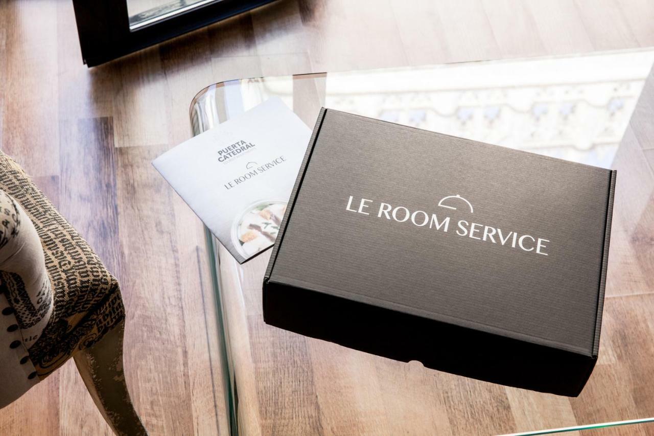 Puerta Catedral Suites Seville Ngoại thất bức ảnh
